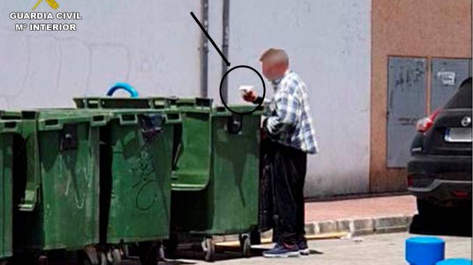 Detenido por quemar contenedores