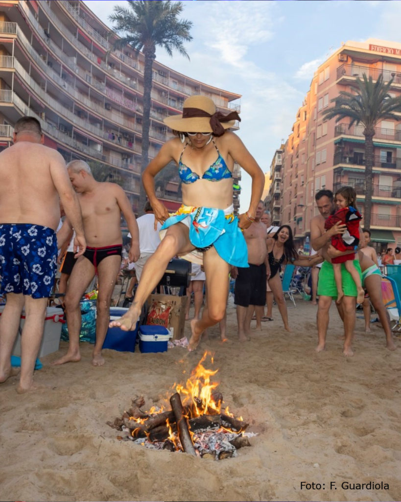 San Juan 2026-natten kommer att firas i Torrevieja med traditionella brasor på stranden.