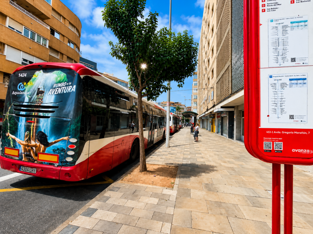 avenida Gregorio Marañon 7 Torrevieja intercambiador parada de autobuses