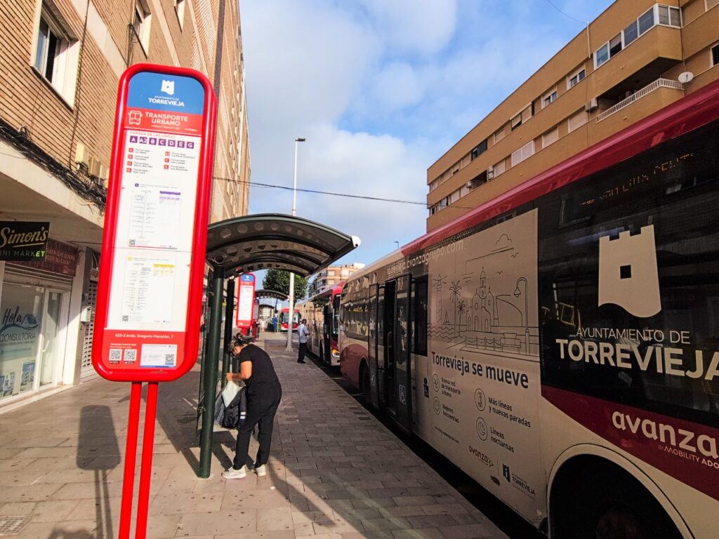 avenida Gregorio Marañon 7 intercambiador parada de autobuses Torrevieja